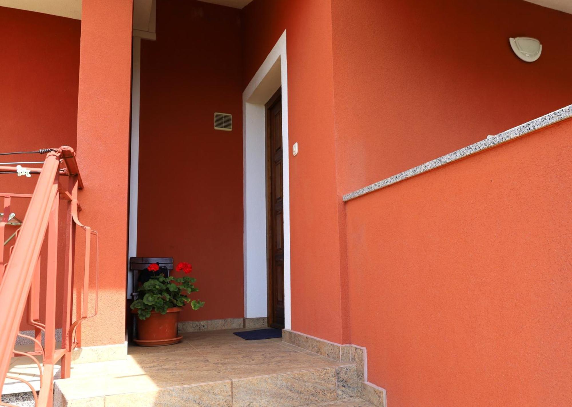 Apartment Zita With 1 Bedroom In Relaxing Surroundings Near Umag אומאג מראה חיצוני תמונה